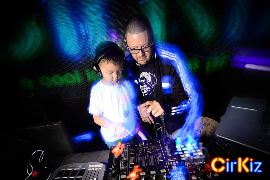 DJJalen-DJKids-EDMKids-CoolKids-KidsDanceParty-FilipWolak-Cirkiz-0018